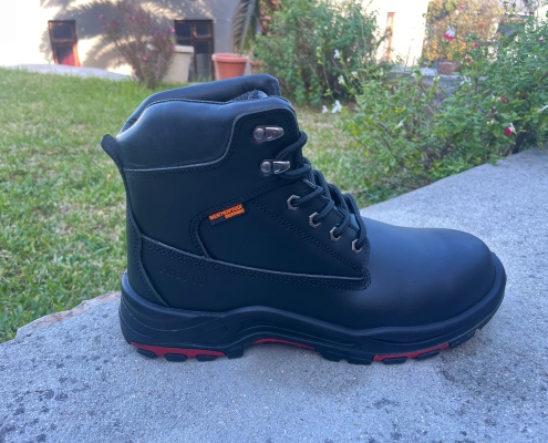 The ProFit Tarantula safety boot with kevlar midsole